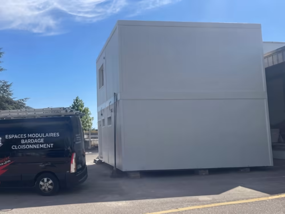 Bâtiment modulaire R+1 à Metz — vue 3