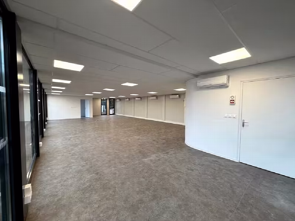 Reconditionnement complet d'un bâtiment modulaire — vue 3