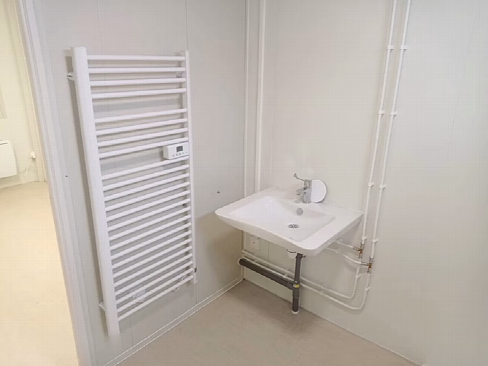 Vestiaire, réfectoire et sanitaire PMR modulaires à Fontainebleau — vue 6