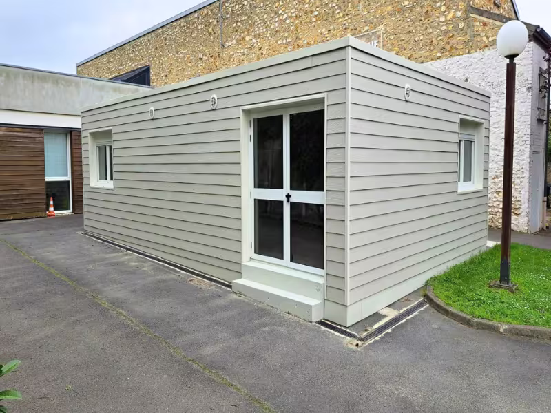 Bardage fibre-ciment pour module modulaire