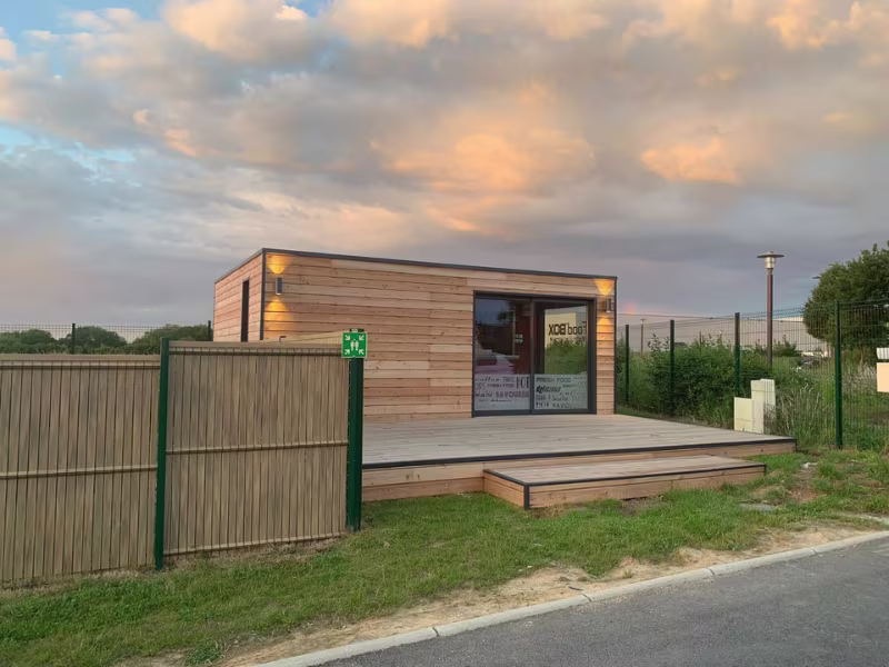 Espaces commerciaux modulaires reconditionnés