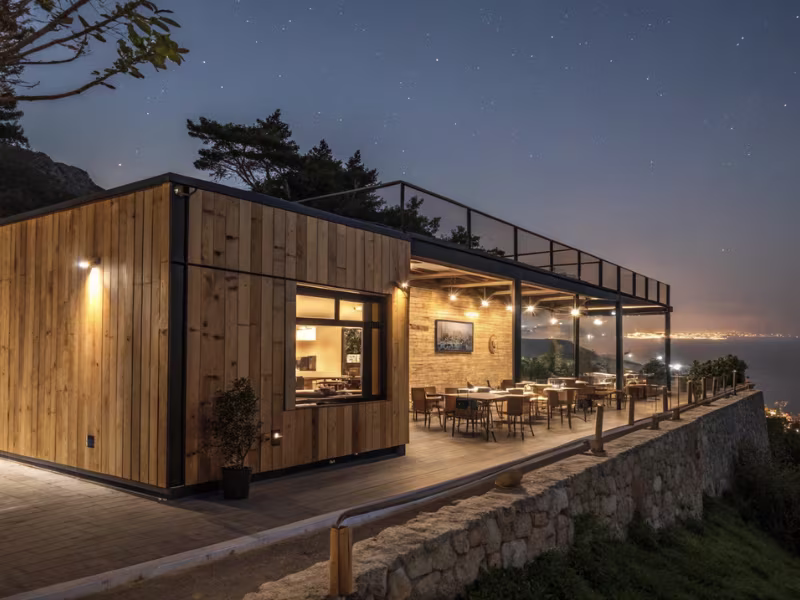 Restaurant modulaire sur mesure pour saison estivale