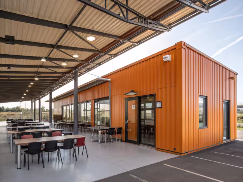 Vestiaire et réfectoire modulaire pour chantier