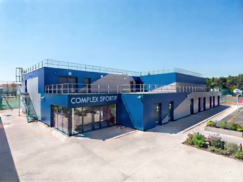 Vestiaire modulaire pour complexe municipal multi-sports